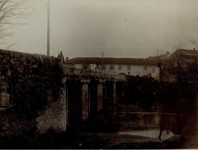 b15386453t15386459