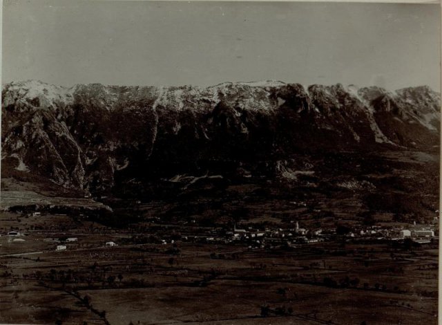 b15389522t15389528